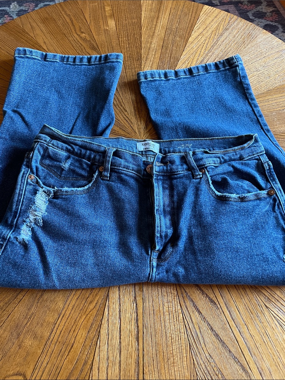 Kensie Men's Dark Blue Straight Leg Jeans with Distressed Accents